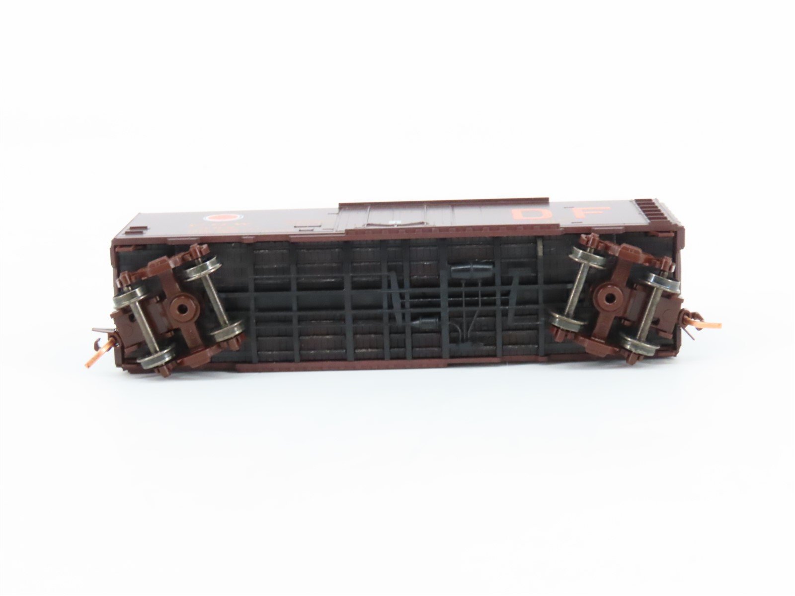 N Micro-Trains MTL 21430 CGW Chicago Great Western 40' Plug Door Box Car #382