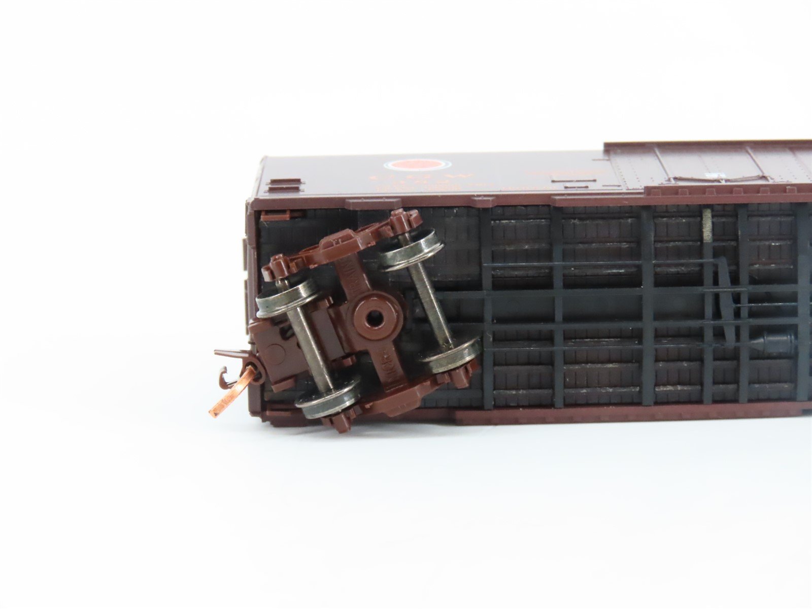 N Micro-Trains MTL 21430 CGW Chicago Great Western 40' Plug Door Box Car #382