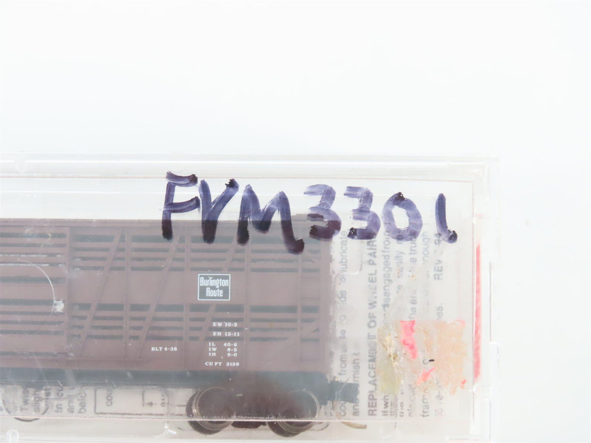N Scale Micro-Trains MTL 35130 CB&amp;Q Burlington Route 40&#39; Stock Car #52145