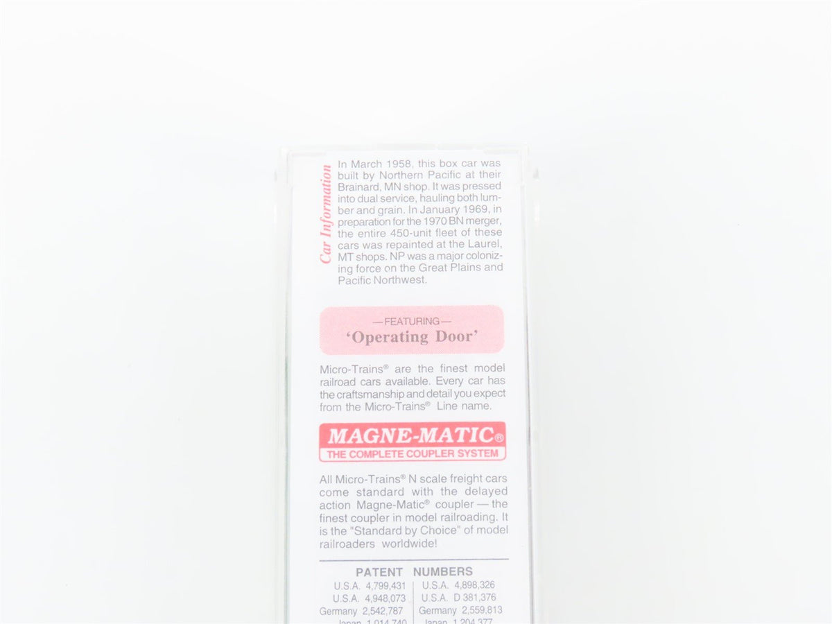 N Scale Micro-Trains MTL 22090 NP Northern Pacific Railway 40&#39; Box Car #8133