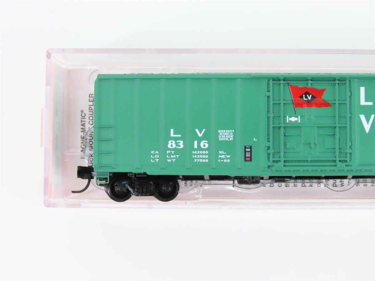 N Scale Micro-Trains MTL NSE 24-04 LV Lehigh Valley 50&#39; Plug Door Box Car #8316