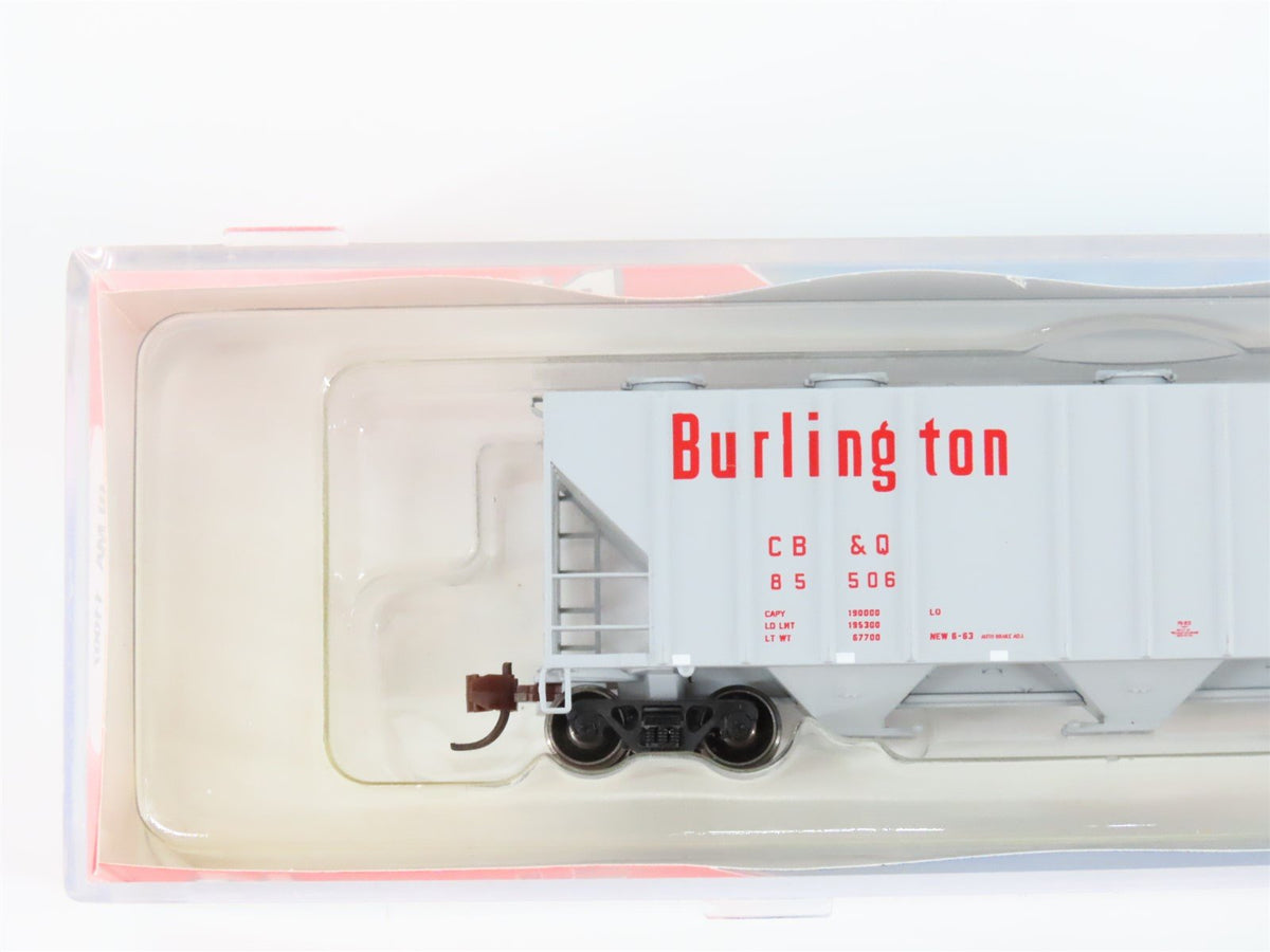 N Scale BLMA Models 11007 CB&amp;Q Burlington Route 3-Bay Covered Hopper #85506