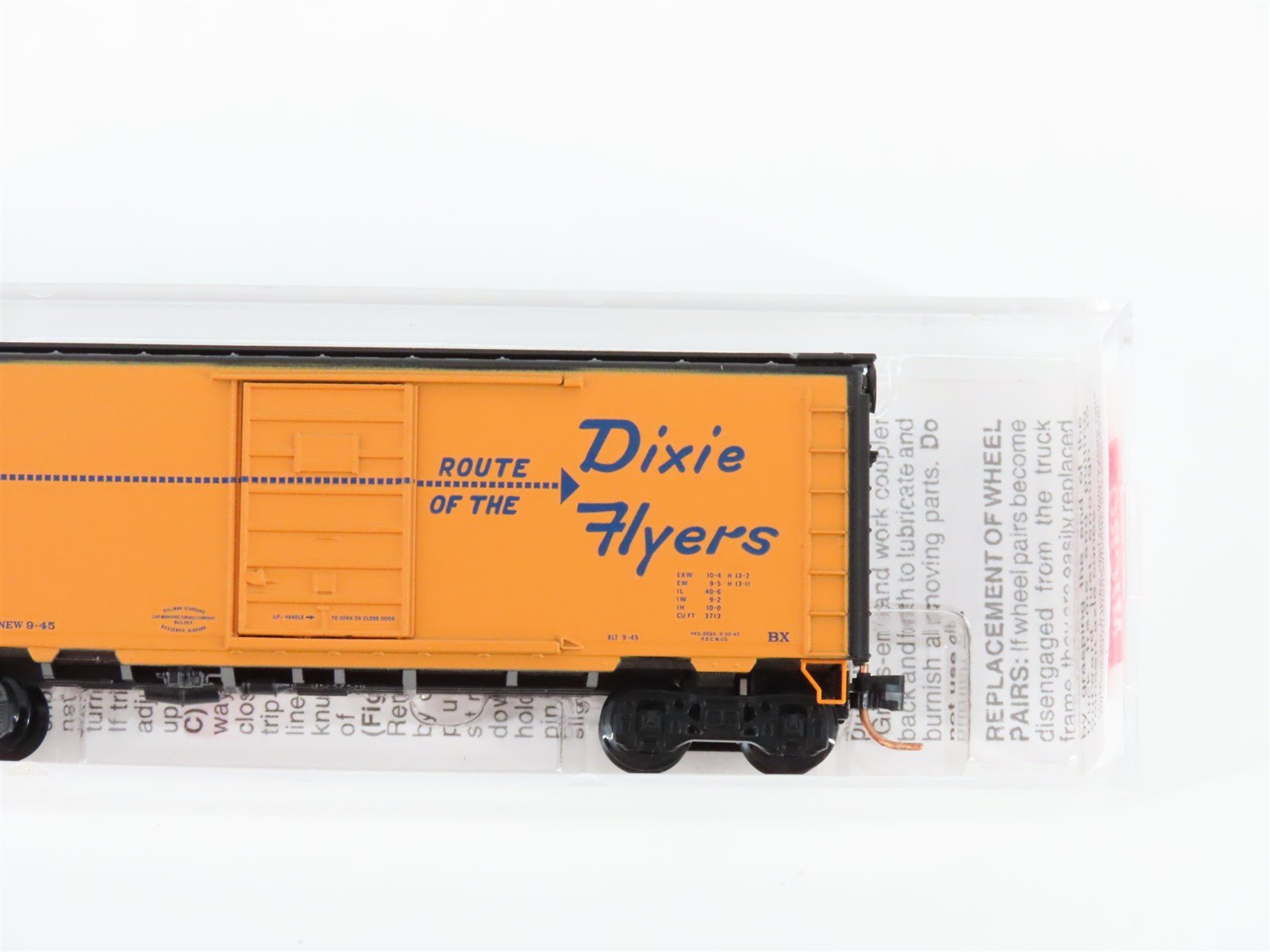 N Scale Micro-Trains MTL 02000702 C&EI Route of the Dixie Flyers 40' Box Car #2