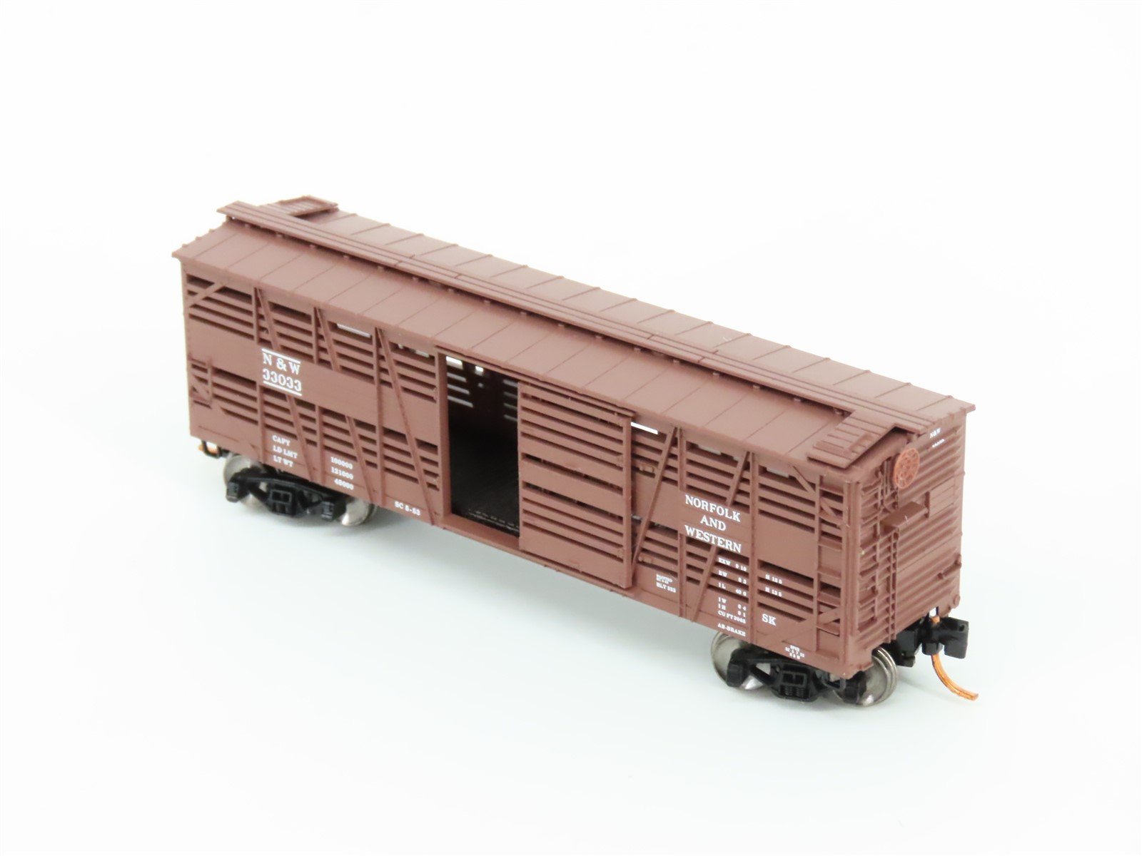 N Scale Micro-Trains MTL 03500150 N&W Norfolk & Western 40' Stock Car #33033