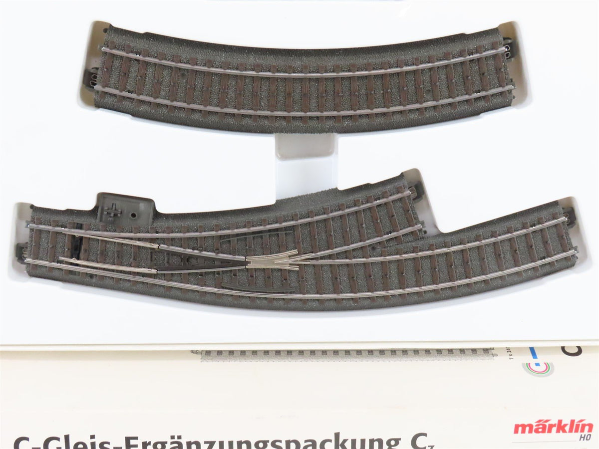 HO Scale Marklin 24903 Track Expansion Set of 18 Pieces