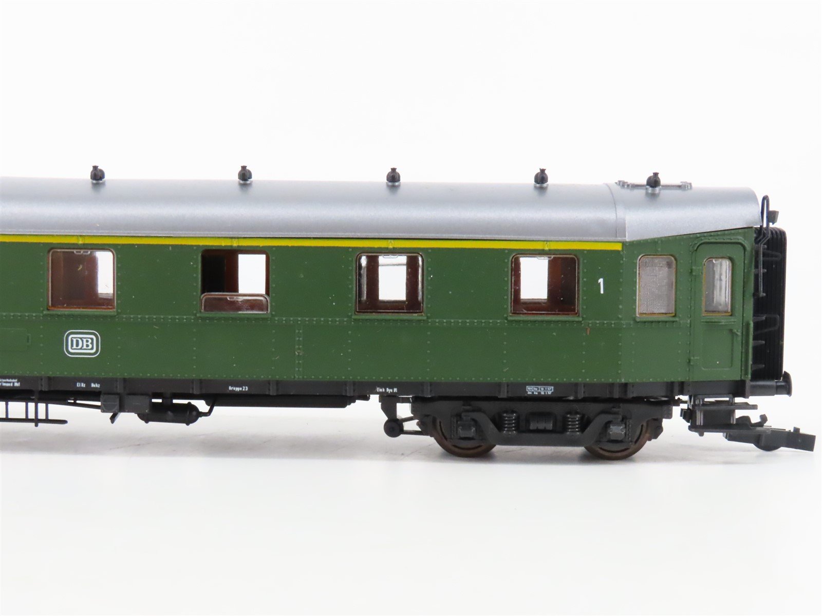 HO Scale Roco DB Deutsche Bahn German 1st Class Express Coach Passenger #11 003
