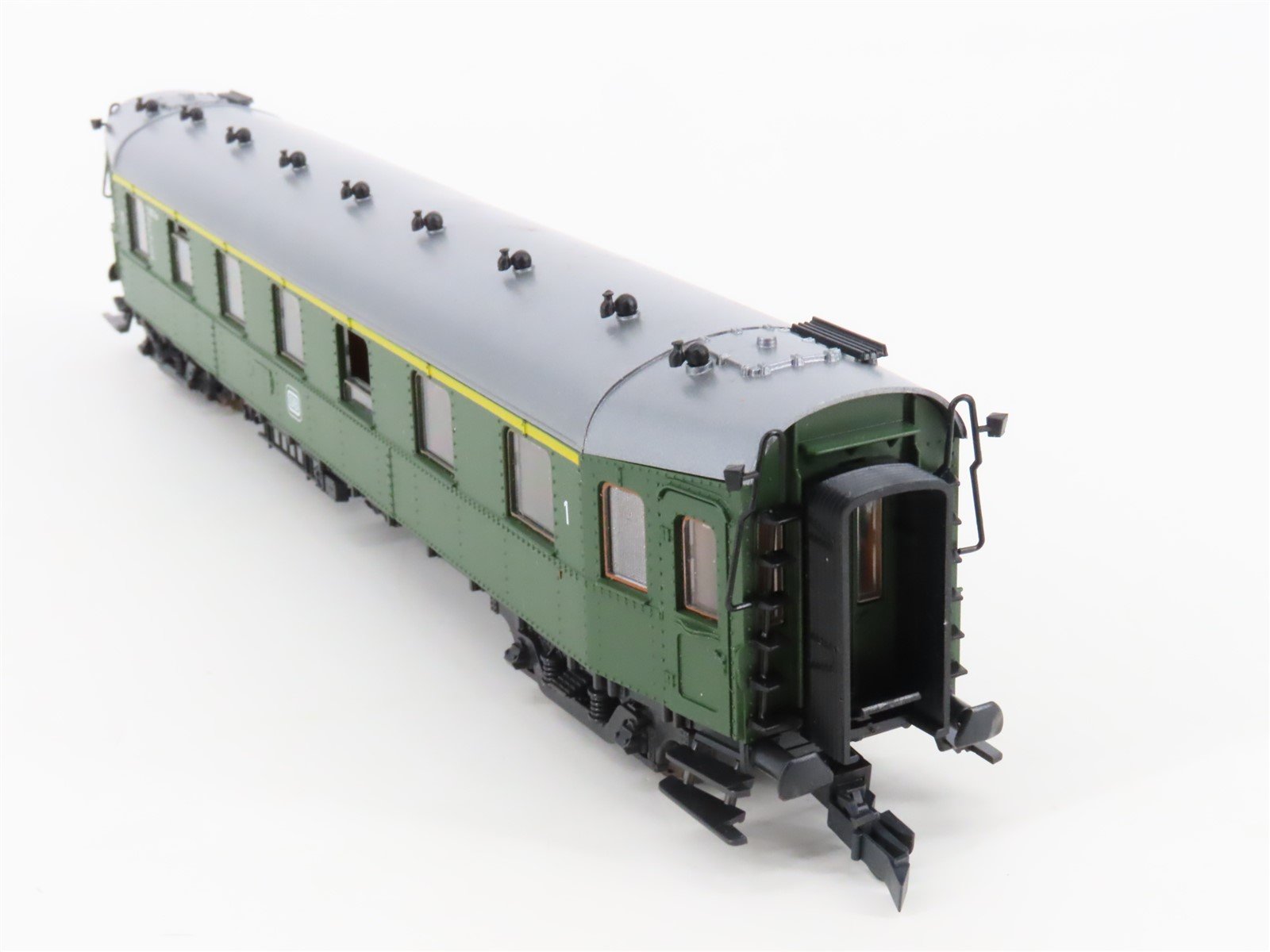 HO Scale Roco DB Deutsche Bahn German 1st Class Express Coach Passenger #11 003