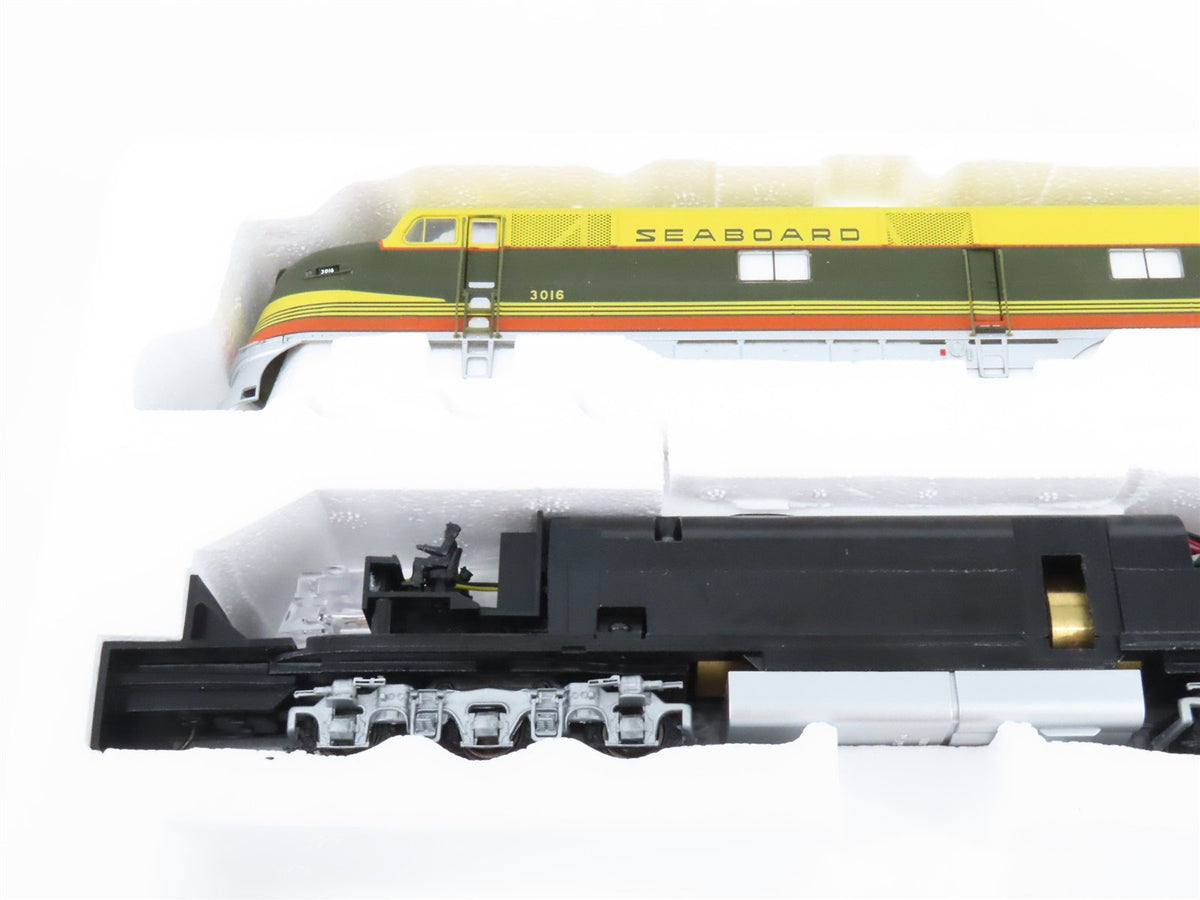 HO Scale Proto 2000 23235 SAL Seaboard Air Line EMD E6A Diesel #3016 - DCC Ready