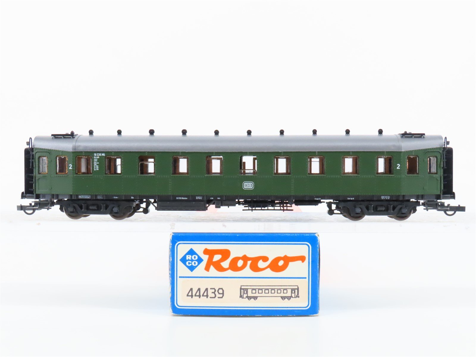 HO Scale Roco 44439 DB Deutsche Bahn 2nd Class Express Coach Passenger