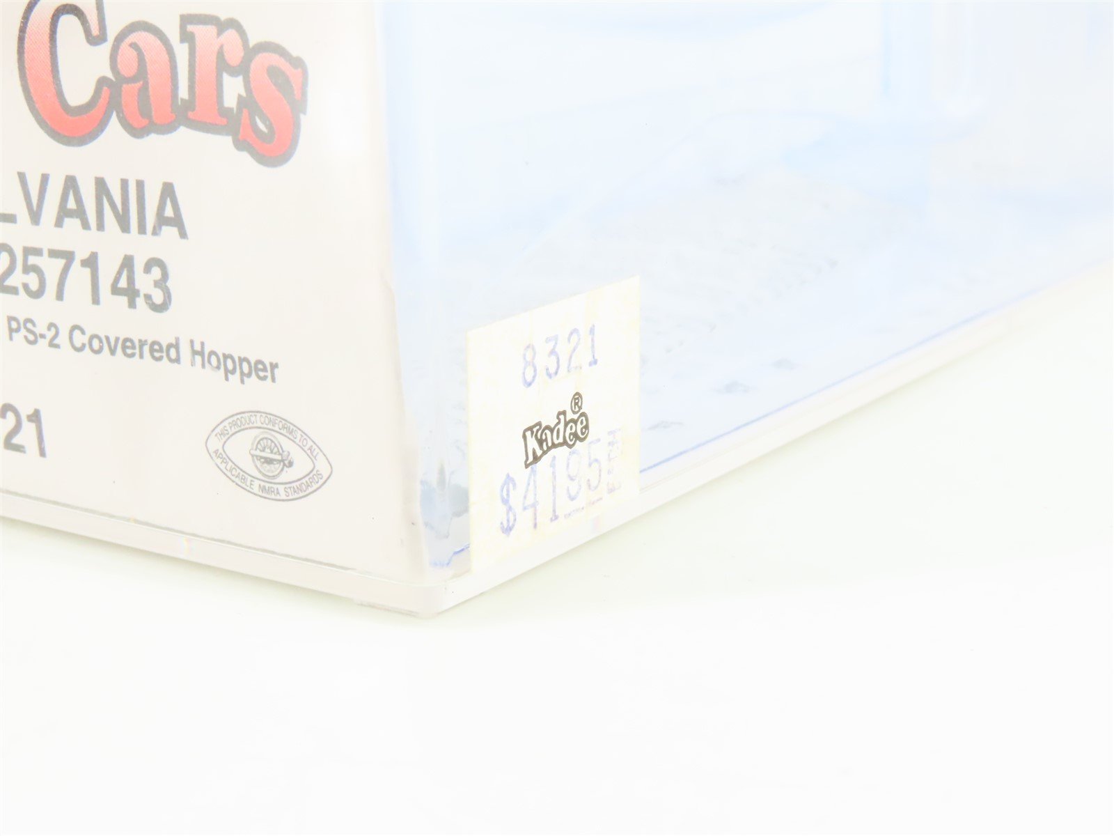 HO Scale Kadee 8321 PRR Pennsylvania Railroad 2-Bay Covered Hopper #257143