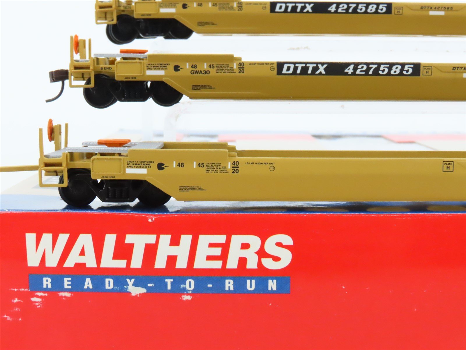 HO Walthers 932-34305 TTX All Purpose Draw Barred 3-Unit Husky Stack #427585