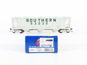 HO Scale Athearn 93747 SOU Southern Railroad 3-Bay Covered Hopper #93232