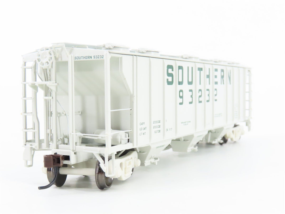 HO Scale Athearn 93747 SOU Southern Railroad 3-Bay Covered Hopper #93232