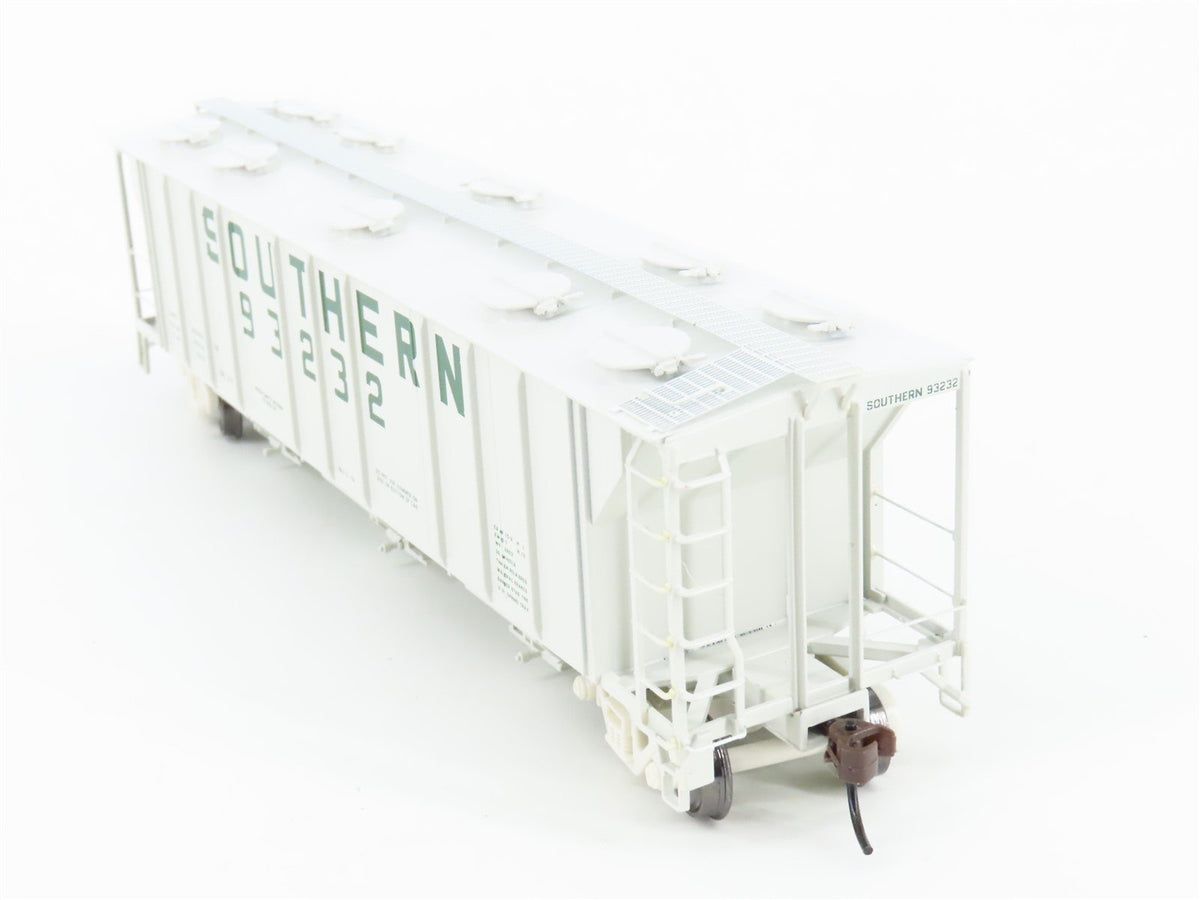 HO Scale Athearn 93747 SOU Southern Railroad 3-Bay Covered Hopper #93232