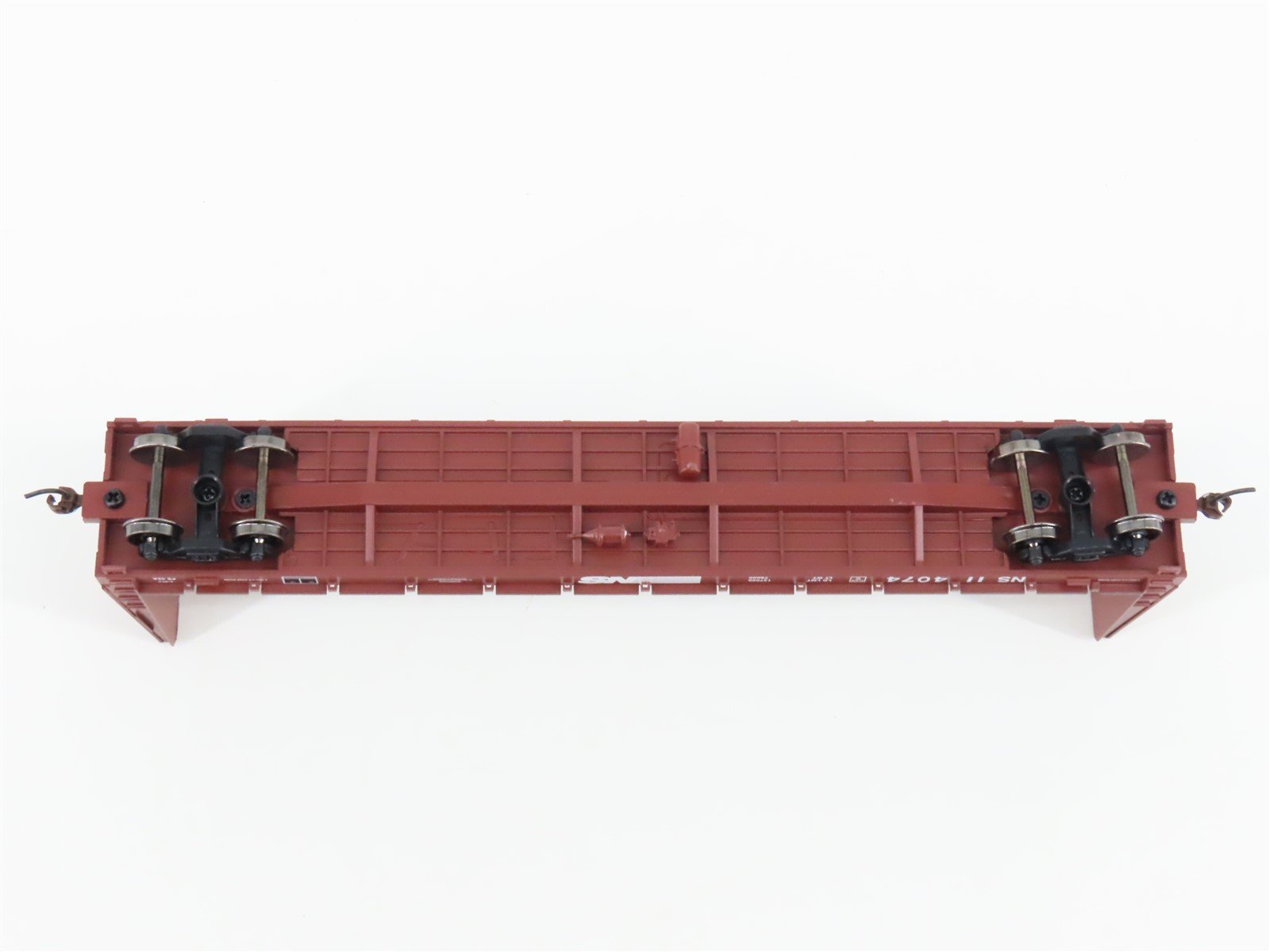 HO Scale Athearn ATH87705 NS Norfolk Southern 60' Bulkhead Flat Car #114074
