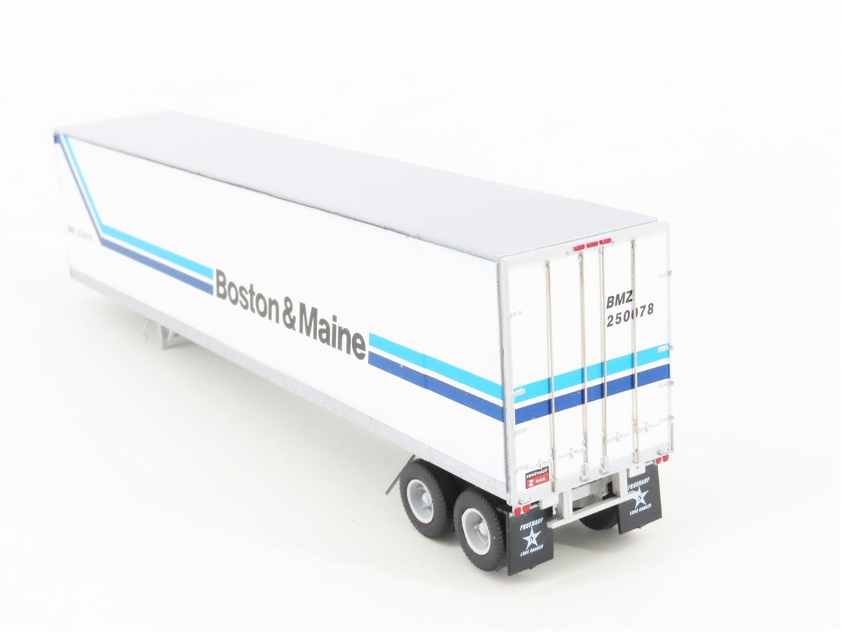 HO Scale Athearn 73375 BMZ Boston &amp; Maine 45&#39; Smooth Side Z-Van Trailers 2-Pack