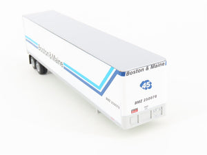 HO Scale Athearn 73375 BMZ Boston & Maine 45' Smooth Side Z-Van Trailers 2-Pack