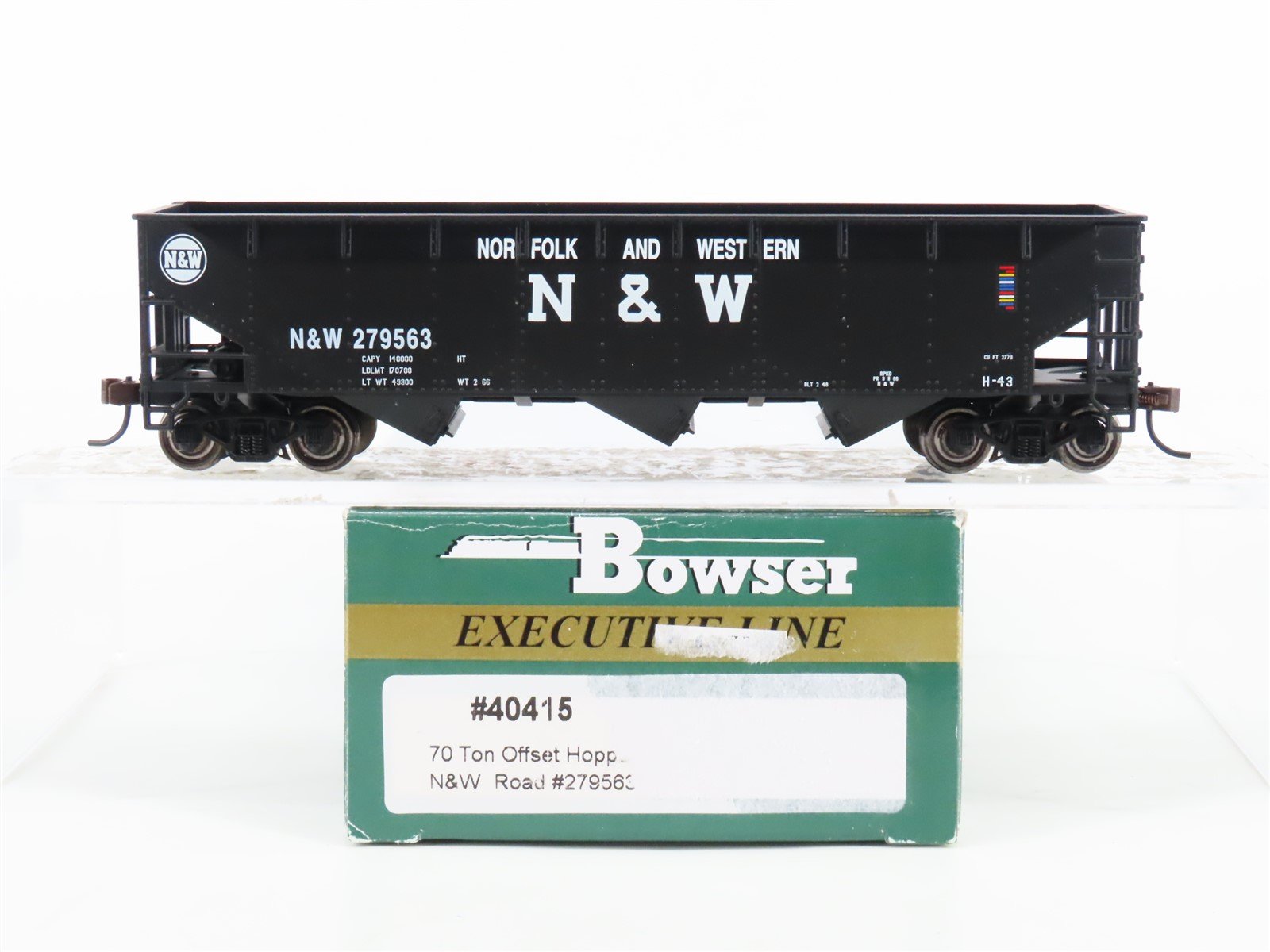 HO Scale Bowser Executive Line 40415 N&W Norfolk & Western 3-Bay Hopper #279563