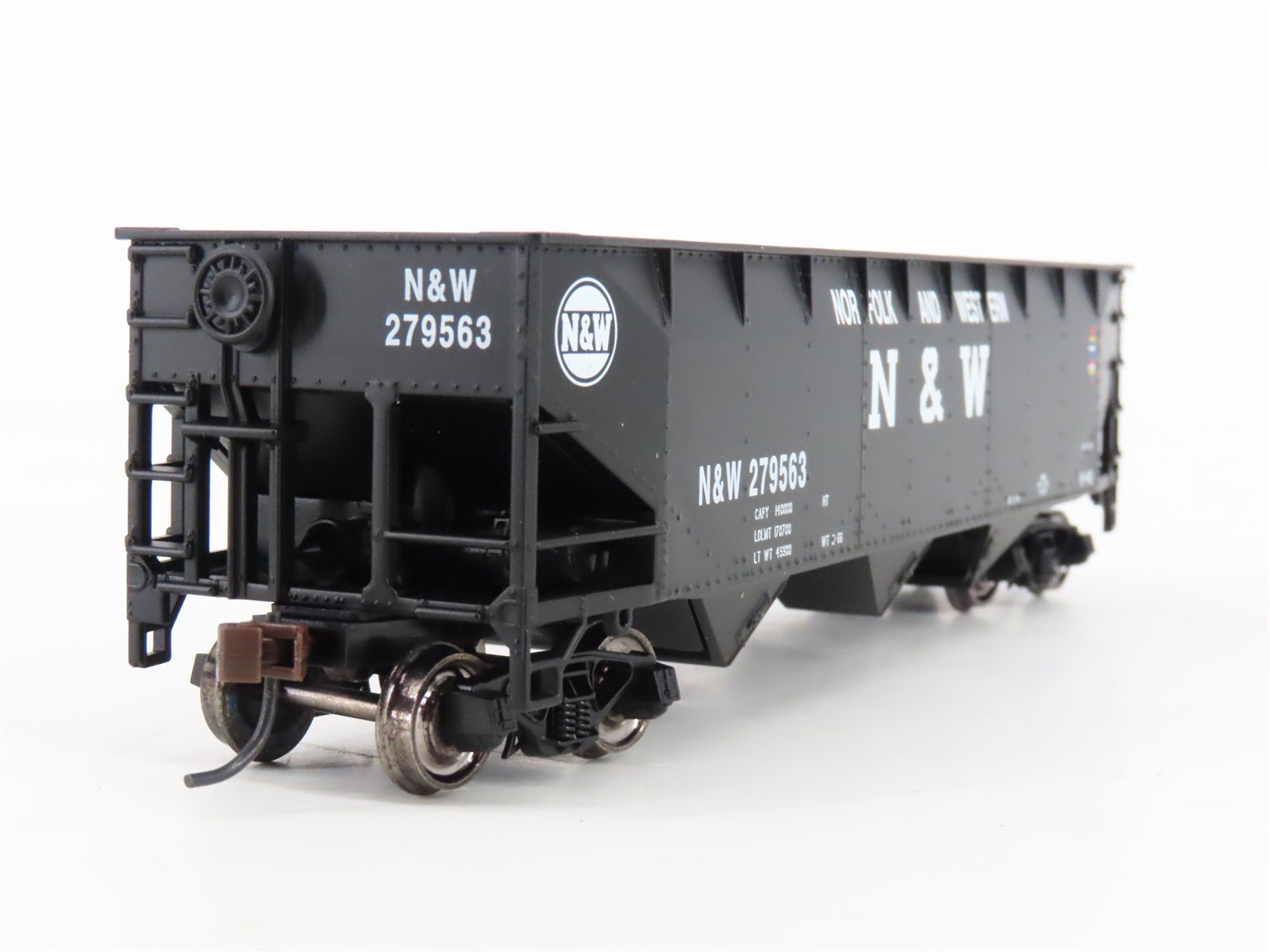 HO Scale Bowser Executive Line 40415 N&W Norfolk & Western 3-Bay Hopper #279563