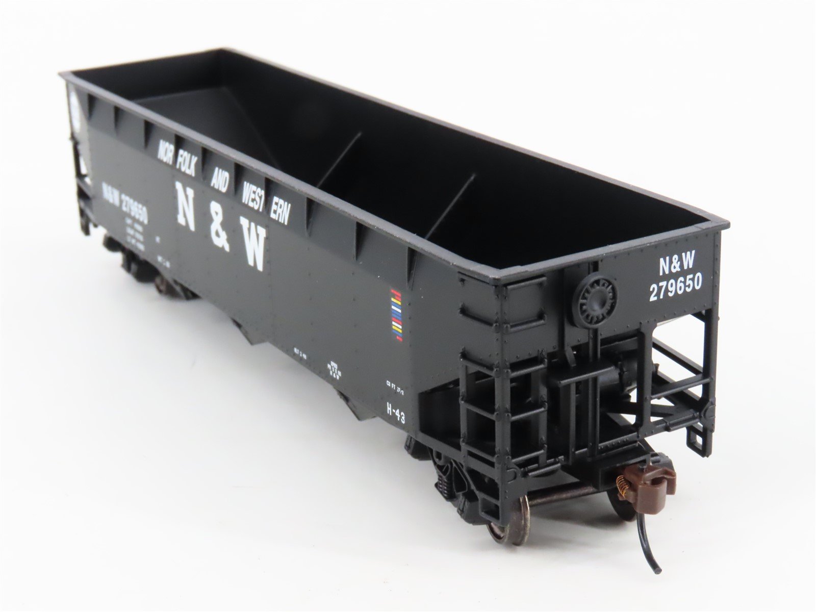 HO Scale Bowser Executive Line 40416 N&W Norfolk & Western 3-Bay Hopper #279650