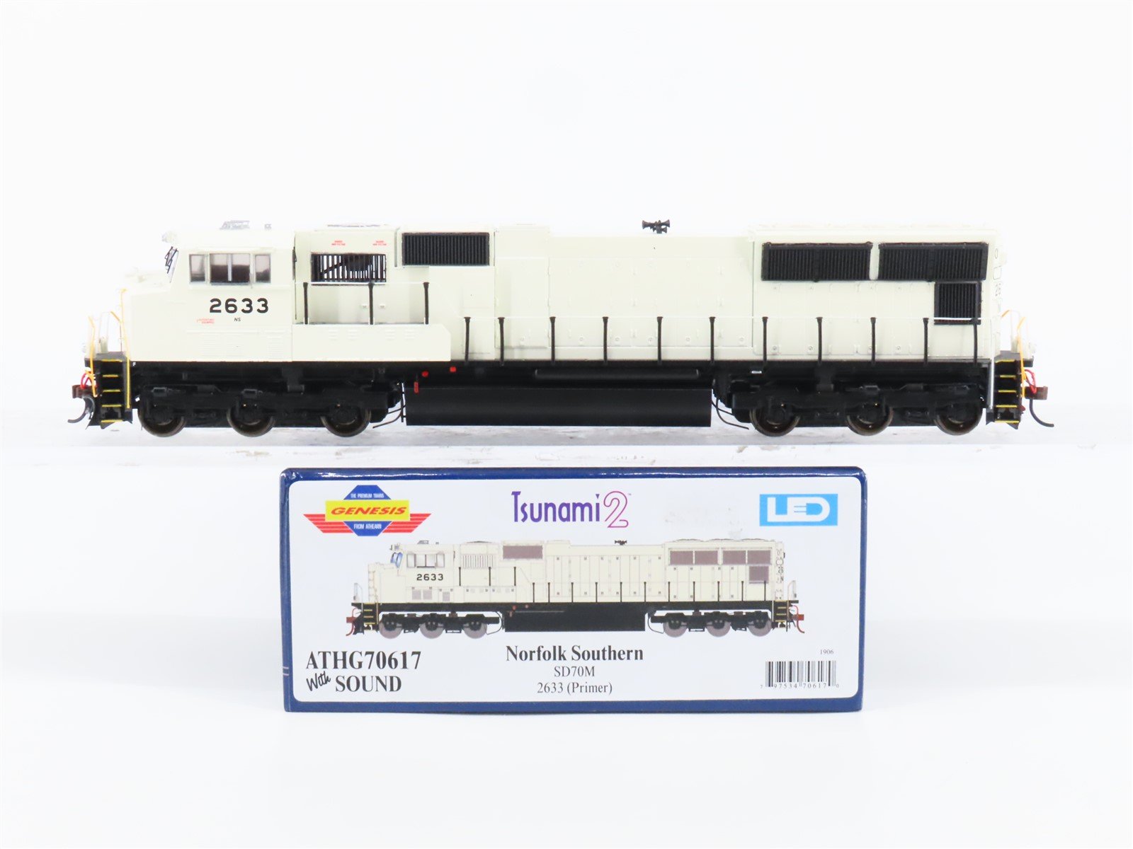 HO Scale Athearn Genesis ATHG70617 NS Primer SD70M Diesel #2633 w/DCC & Sound