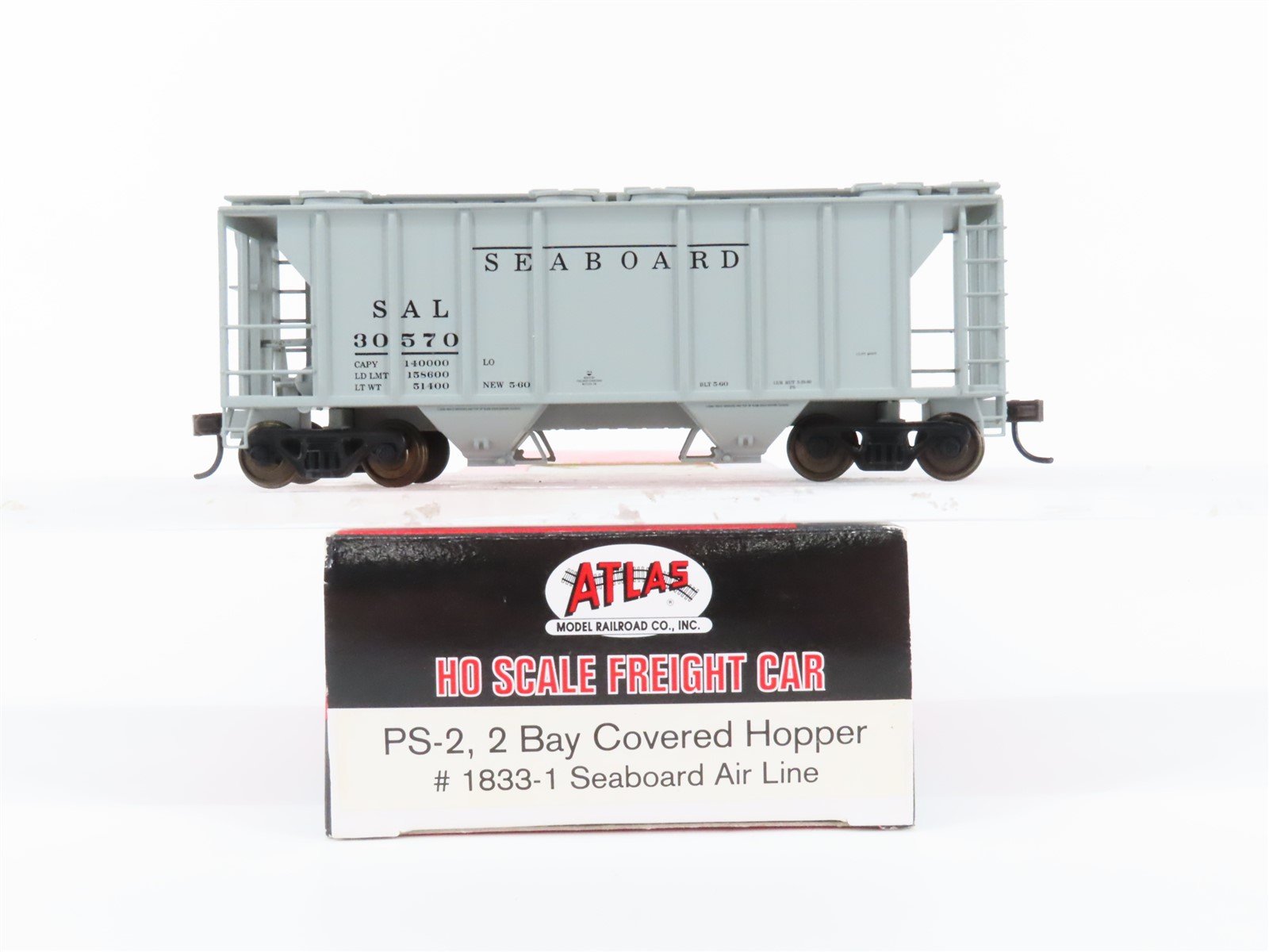 HO Scale Atlas 1833-1 SAL Seaboard Air Line 2-Bay Covered Hopper #30570