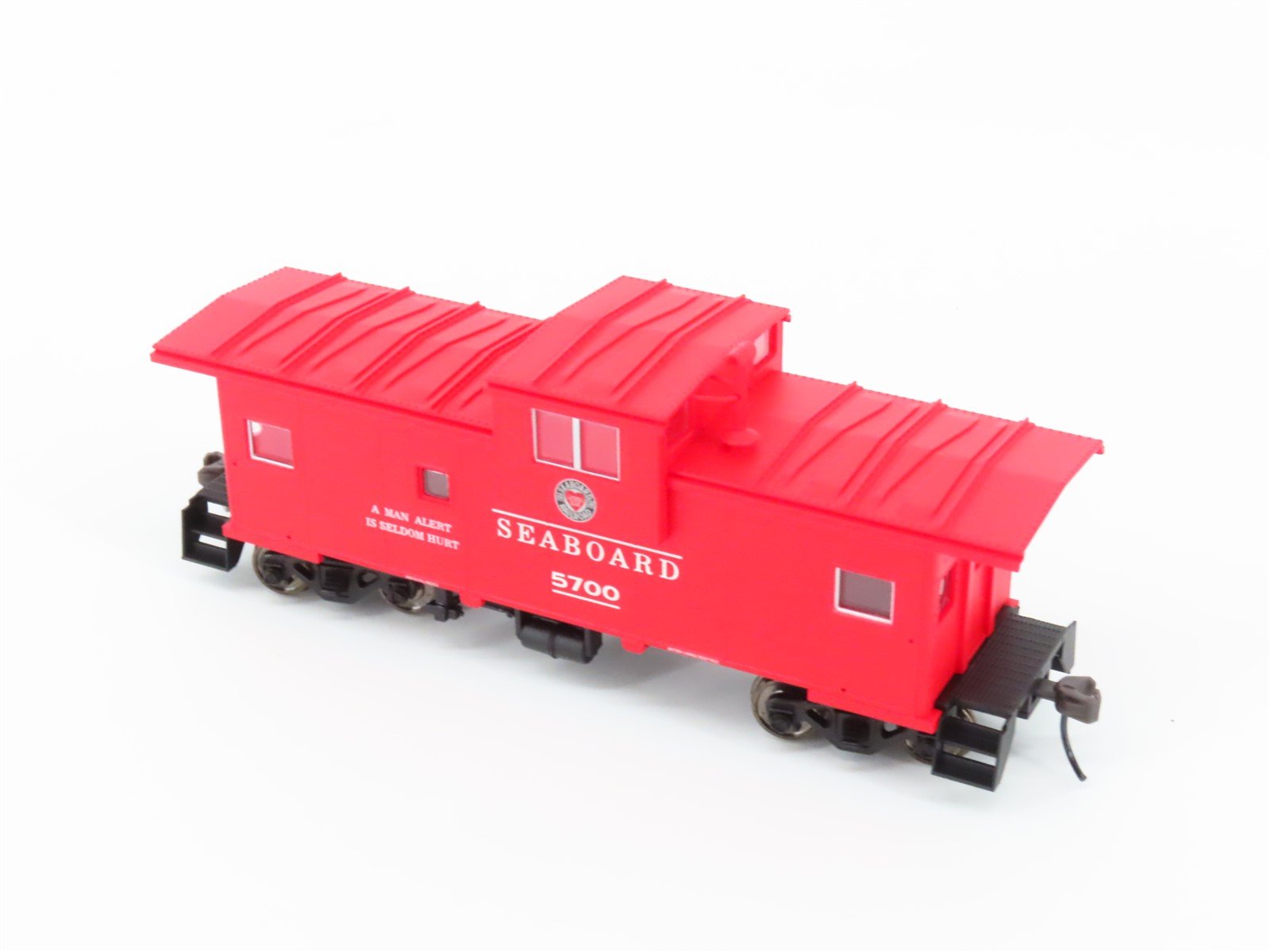 HO Scale Atlas 1927-1 SAL Seaboard Air Line Extended Vision Caboose #5700
