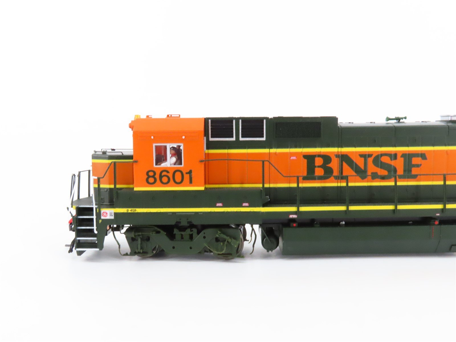 HO Scale Atlas Master 9025 BNSF Railway GE Dash 8-40B Diesel #8601 w/ DCC