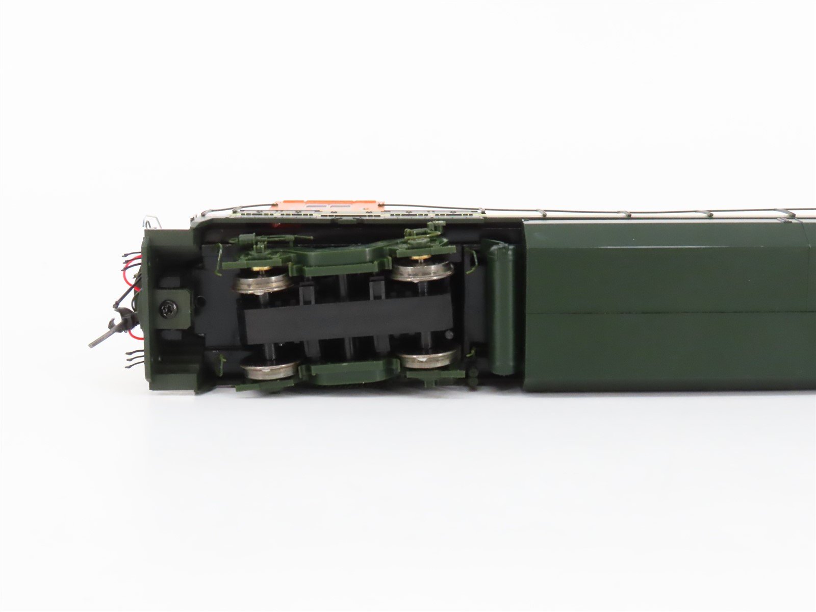 HO Scale Atlas Master 9025 BNSF Railway GE Dash 8-40B Diesel #8601 w/ DCC