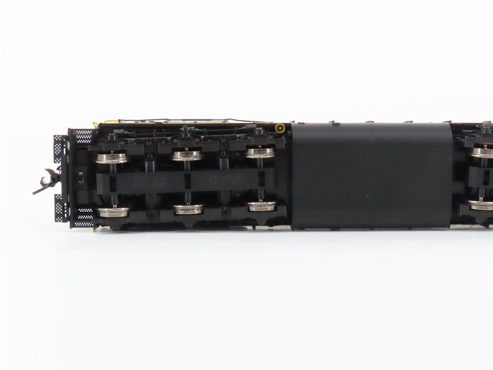 HO Scale Atlas Master 9213 ACL Atlantic Coast Line EMD SD35 Diesel #1001 w/ DCC