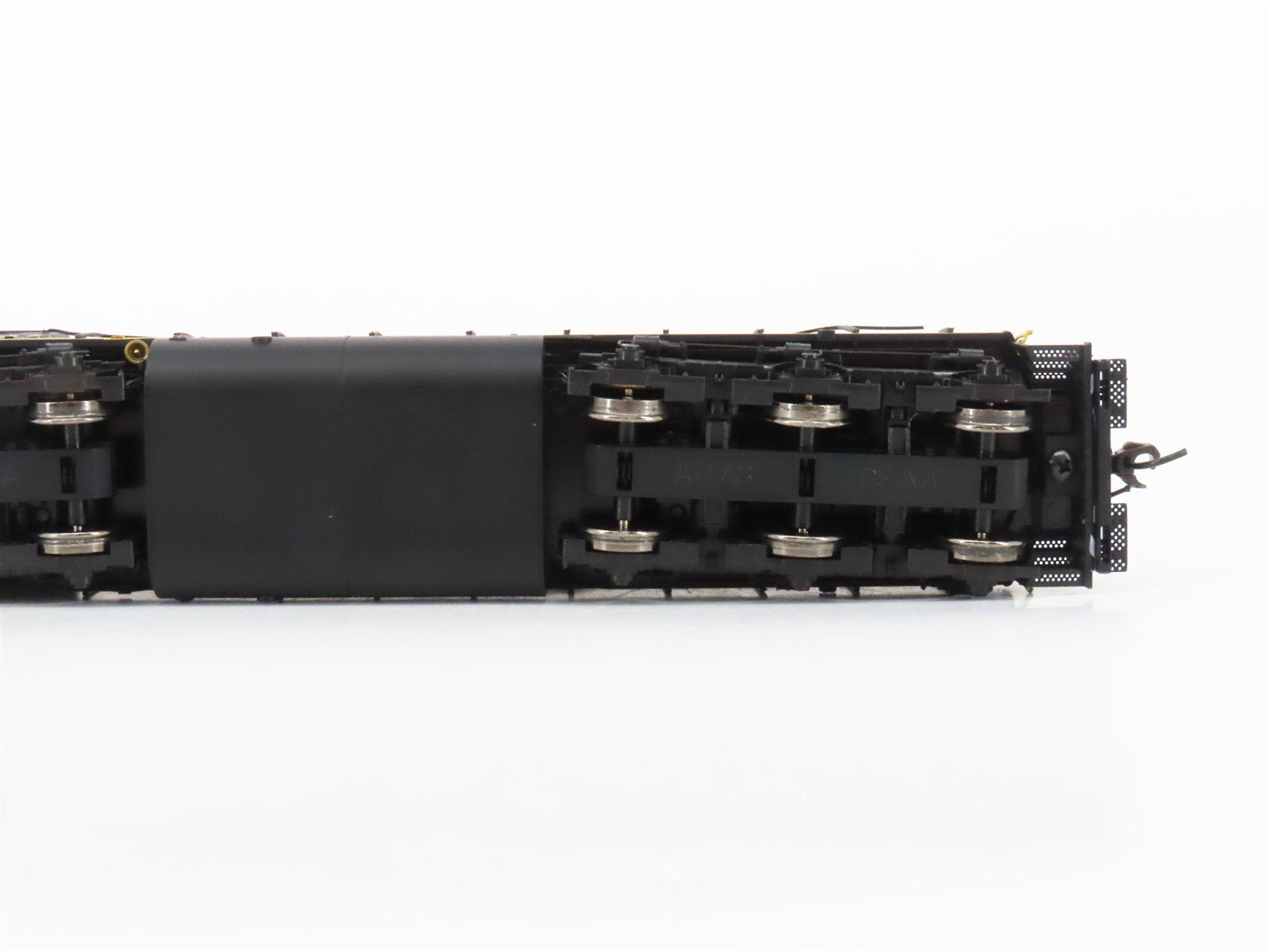 HO Scale Atlas Master 9213 ACL Atlantic Coast Line EMD SD35 Diesel #1001 w/ DCC