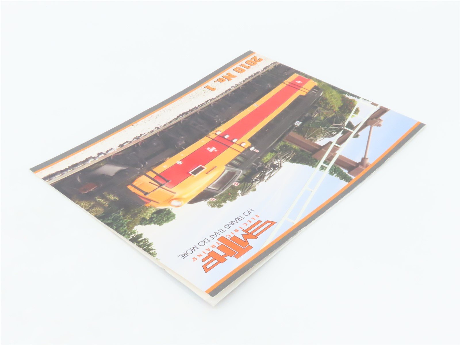 MTH Electric Trains HO Trains That Do More 2010 No. 1 ©2009 SC Booklet