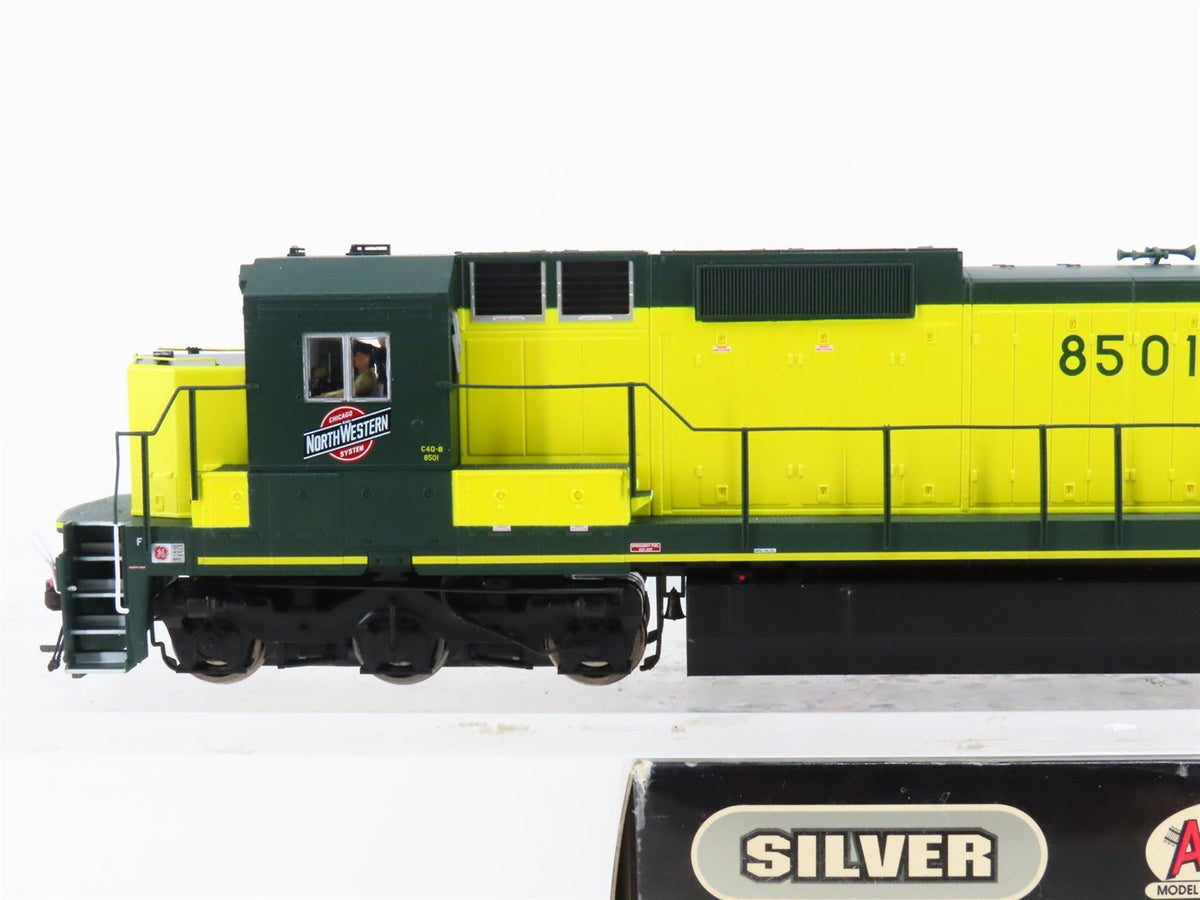HO Scale Atlas Master Silver 7605 CNW Railway Dash 8-40C Diesel Loco #8501