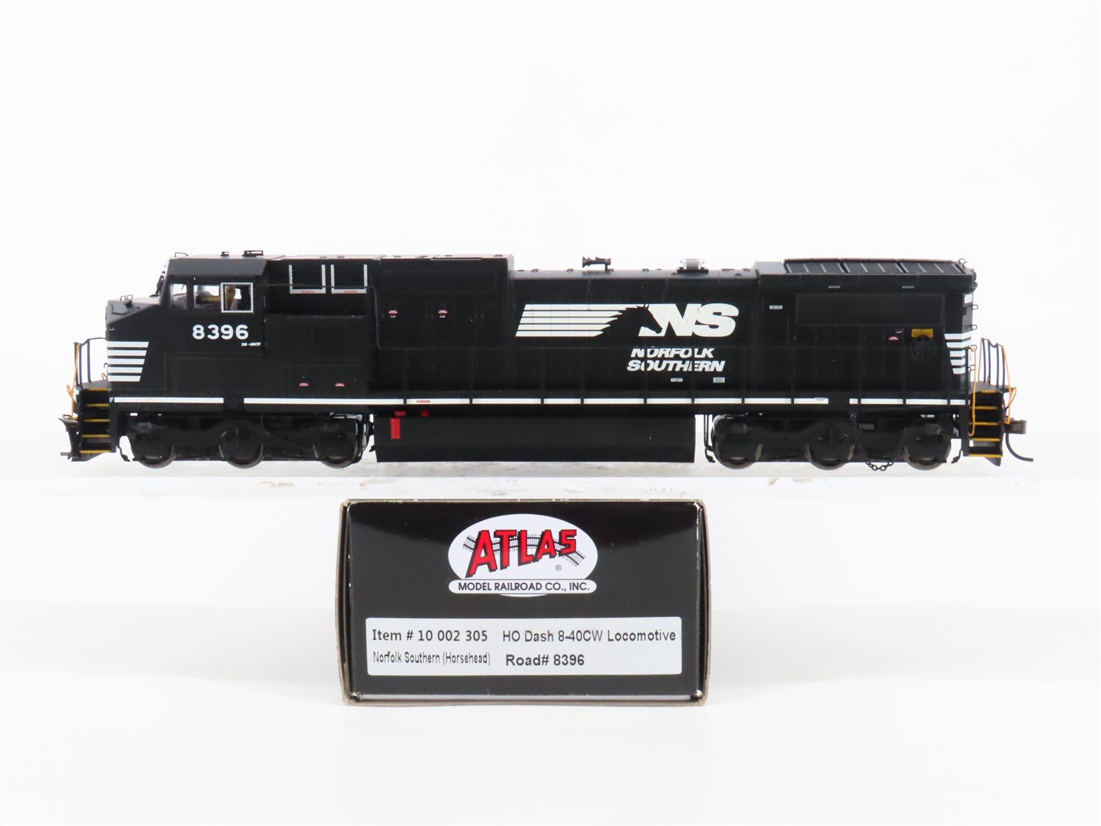 HO Scale Atlas 10002305 NS Railway Dash 8-40C Diesel Loco #8396 w/DCC & Sound