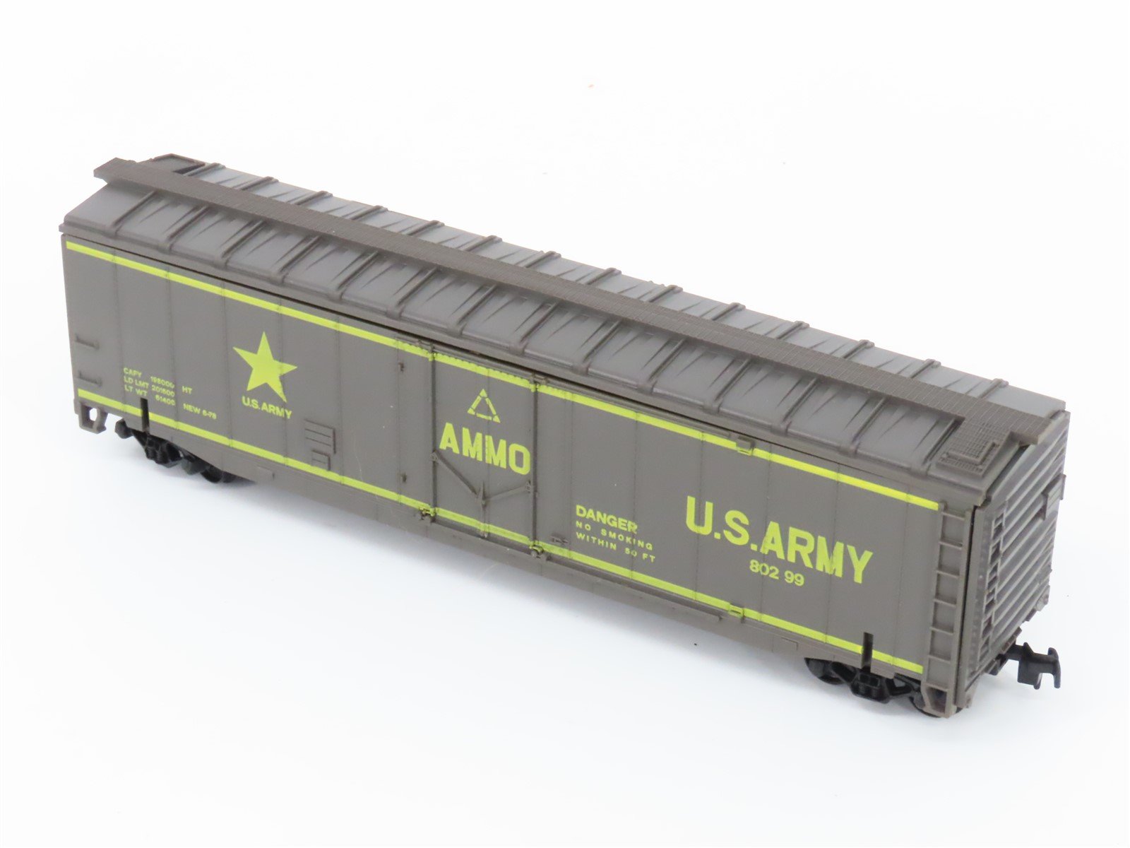 HO Scale AHM 11117 US Army Operating Exploding Car #80299 w/ Missile Launcher