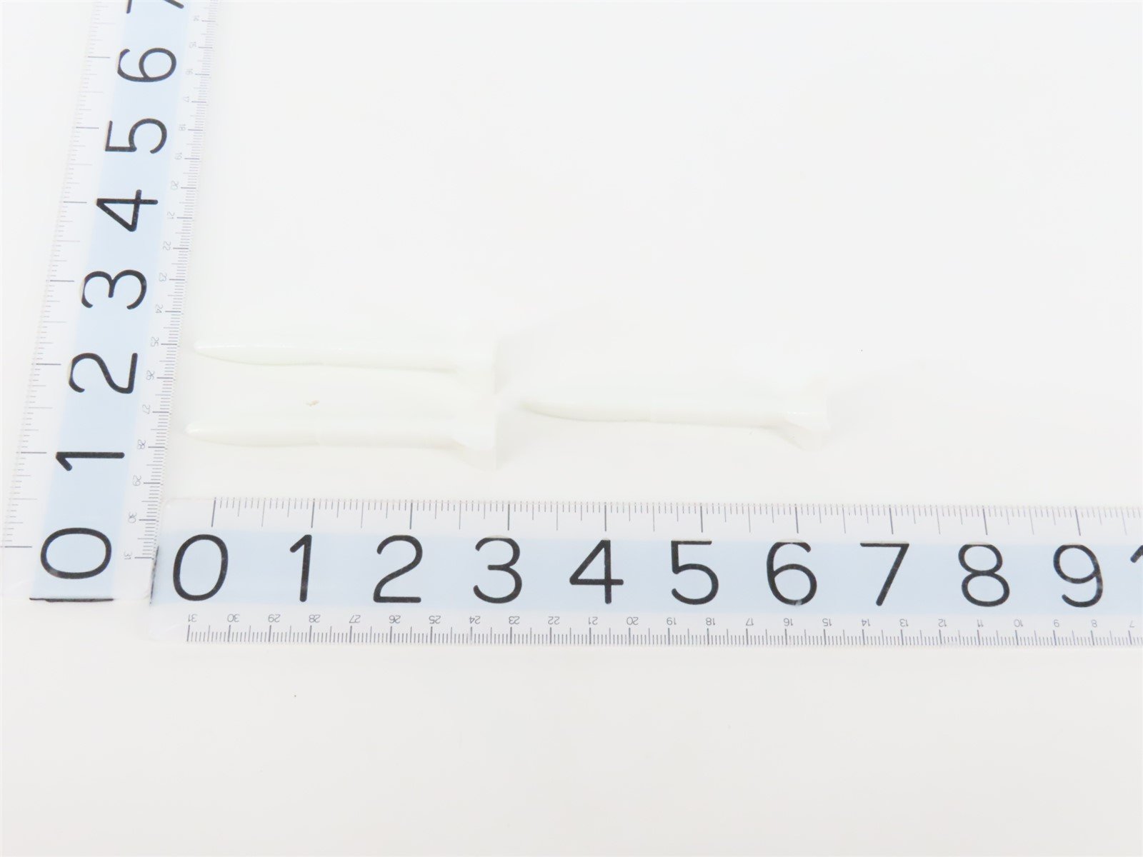 HO Scale AHM 11117 US Army Operating Exploding Car #80299 w/ Missile Launcher