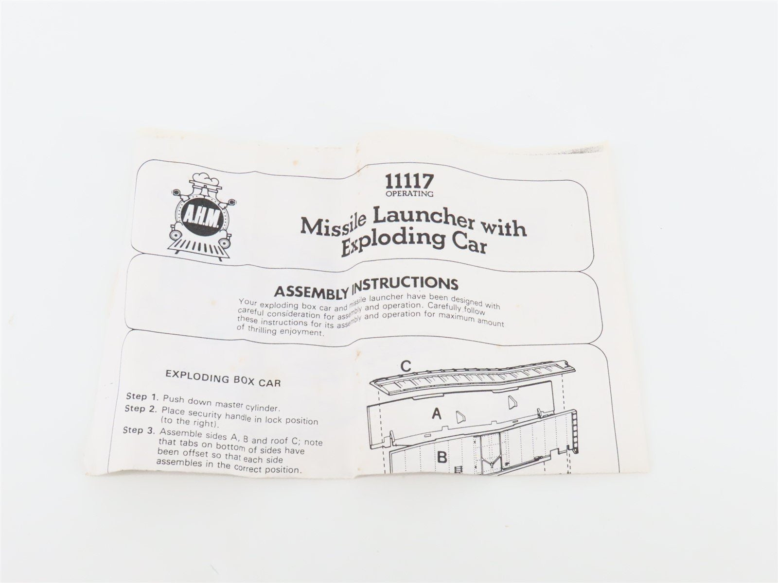 HO Scale AHM 11117 US Army Operating Exploding Car #80299 w/ Missile Launcher