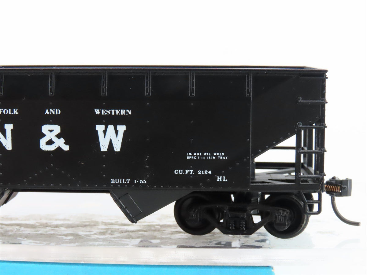 HO Scale Athearn Bev-Bel 1316 N&amp;W Norfolk &amp; Western 2-Bay Hopper #38293
