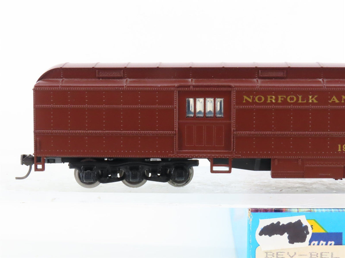 HO Scale Athearn Bev-Bel 5102P NW Norfolk &amp; Western Baggage Passenger Car #1962