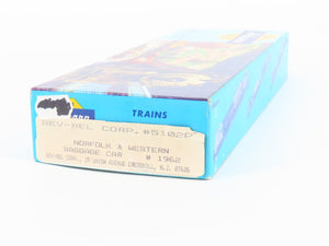 HO Scale Athearn Bev-Bel 5102P NW Norfolk & Western Baggage Passenger Car #1962