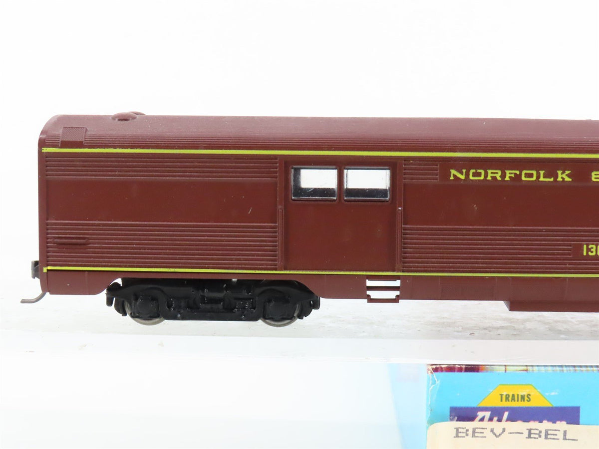 HO Scale Athearn Bev-Bel 5826 NW Norfolk &amp; Western Baggage Passenger Car #1306