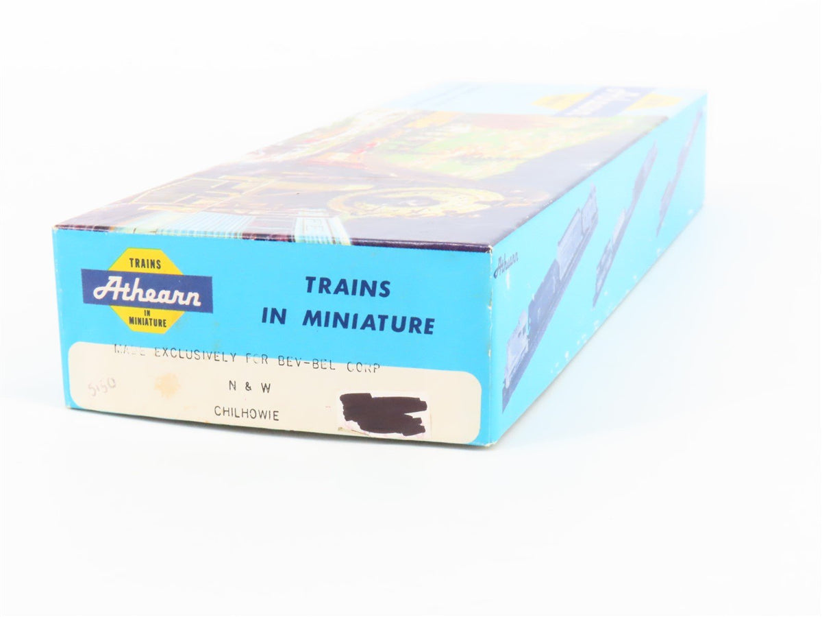 HO Scale Athearn Bev-Bel NW Norfolk &amp; Western Coach Passenger Car &quot;Chilhowie&quot;