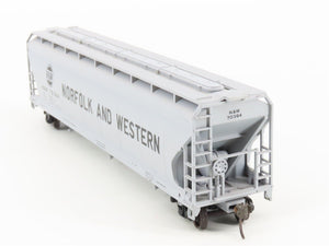 HO Scale Accurail N&W Norfolk & Western 3-Bay Covered Hopper #70364