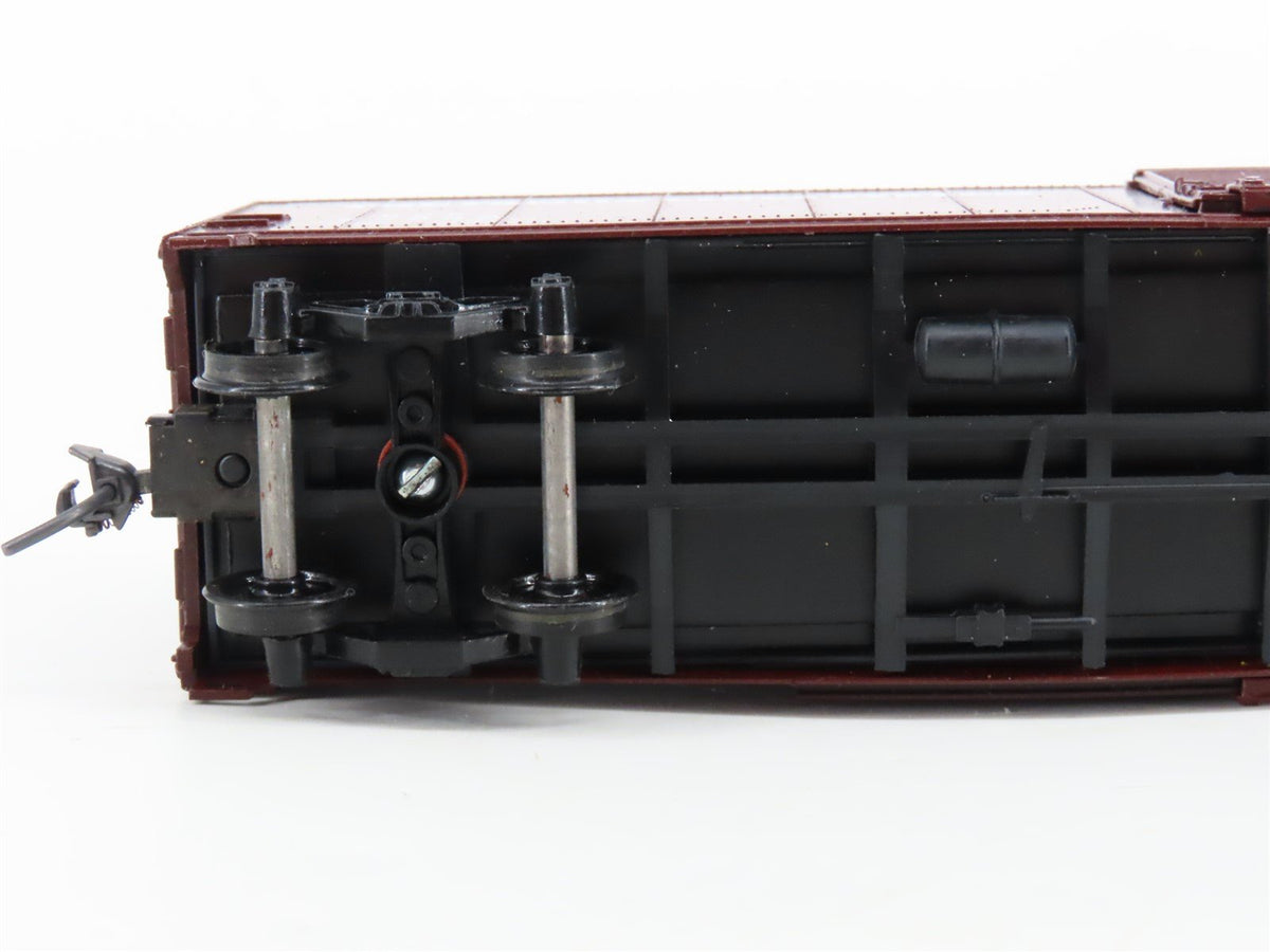 HO Scale Athearn Rail Runner 246 SCL/L&amp;N Family Lines 50&#39; Box Car #27939