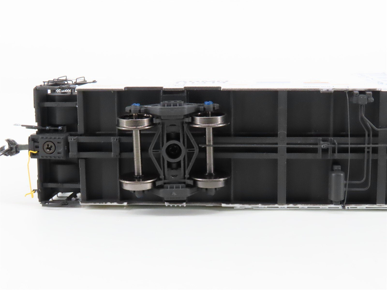 HO ExactRail Platinum EP-81050-32 ARMN UP 64' TRINCool PH. III Reefer #111314