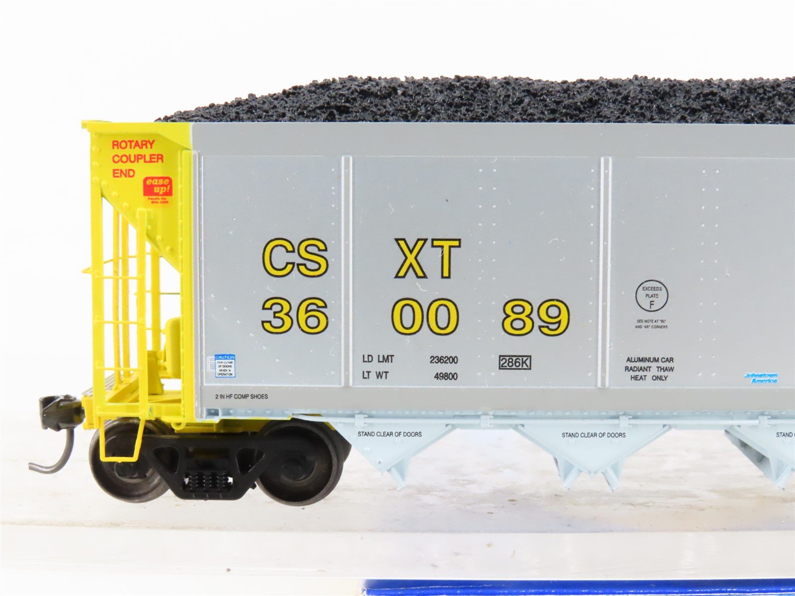 HO Scale ExactRail Evolution EE-1303-37 CSXT CSX 5-Bay Hopper #360089 w/ Load