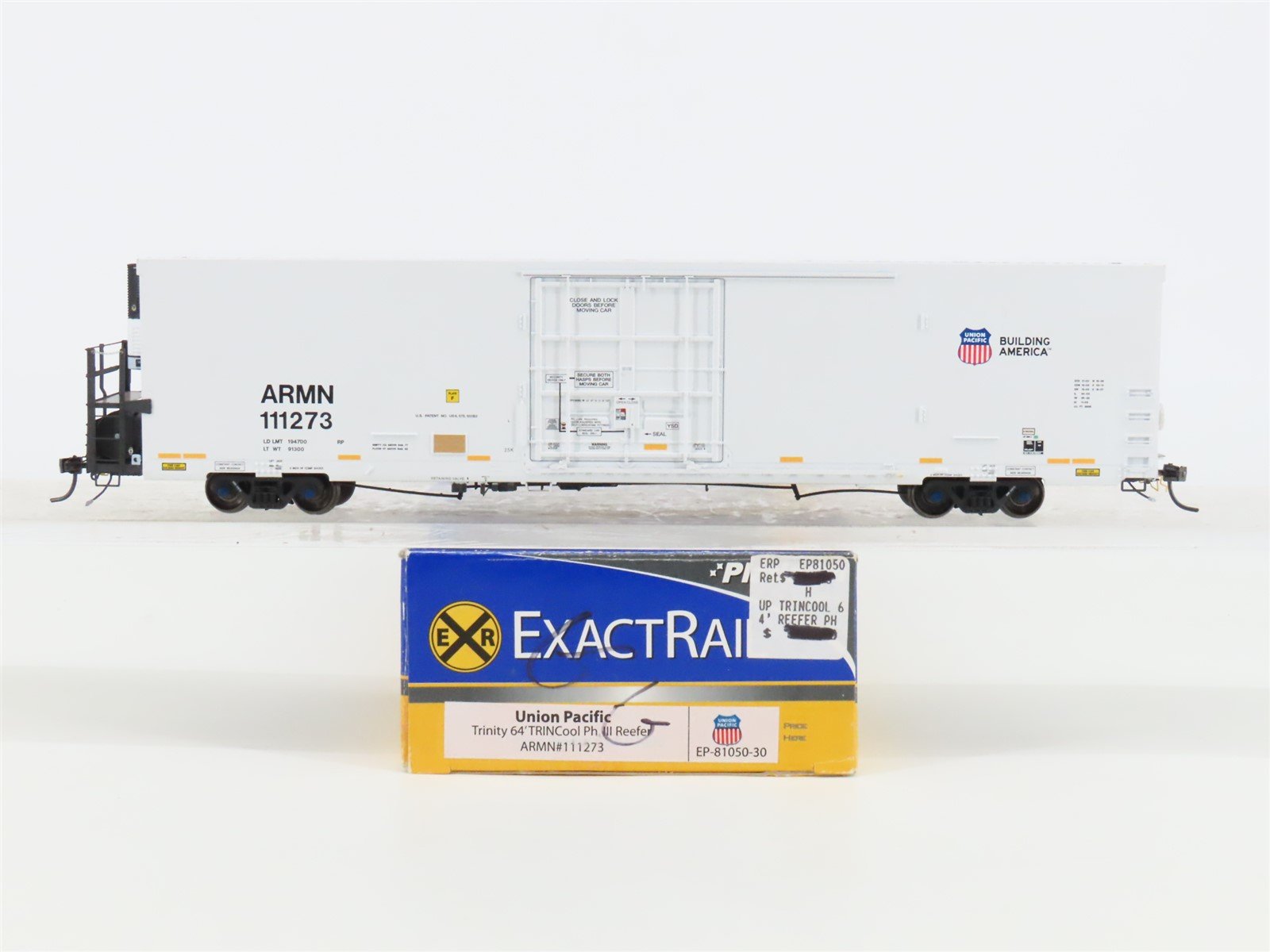 HO ExactRail Platinum EP-81050-30 ARMN UP 64' TRINCool Ph. III Reefer #111273