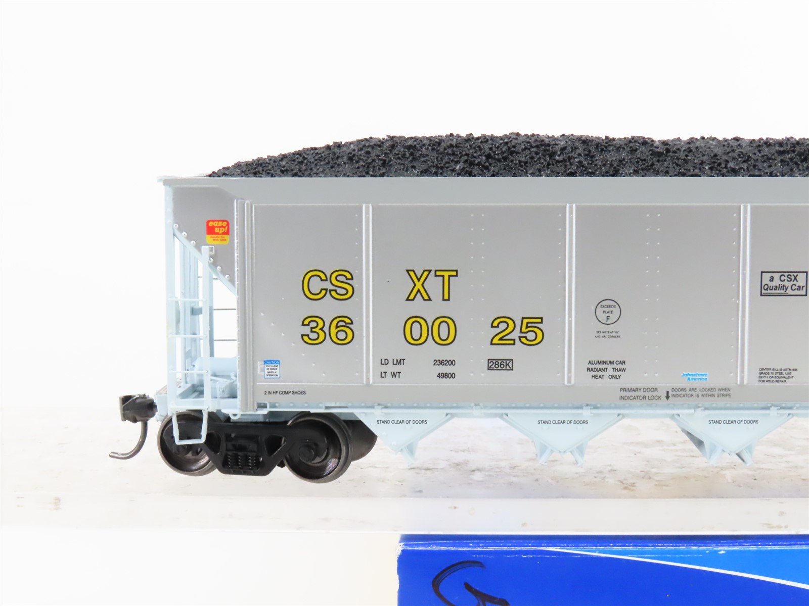 HO Scale ExactRail Evolution EE-1303-9 CSXT CSX 5-Bay Hopper #360025 w/ Load