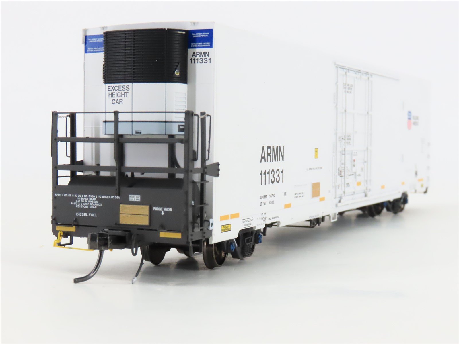 HO ExactRail Platinum EP-81050-33 UP ARMN Trinity 64' TRINCool Ph. III Reefer