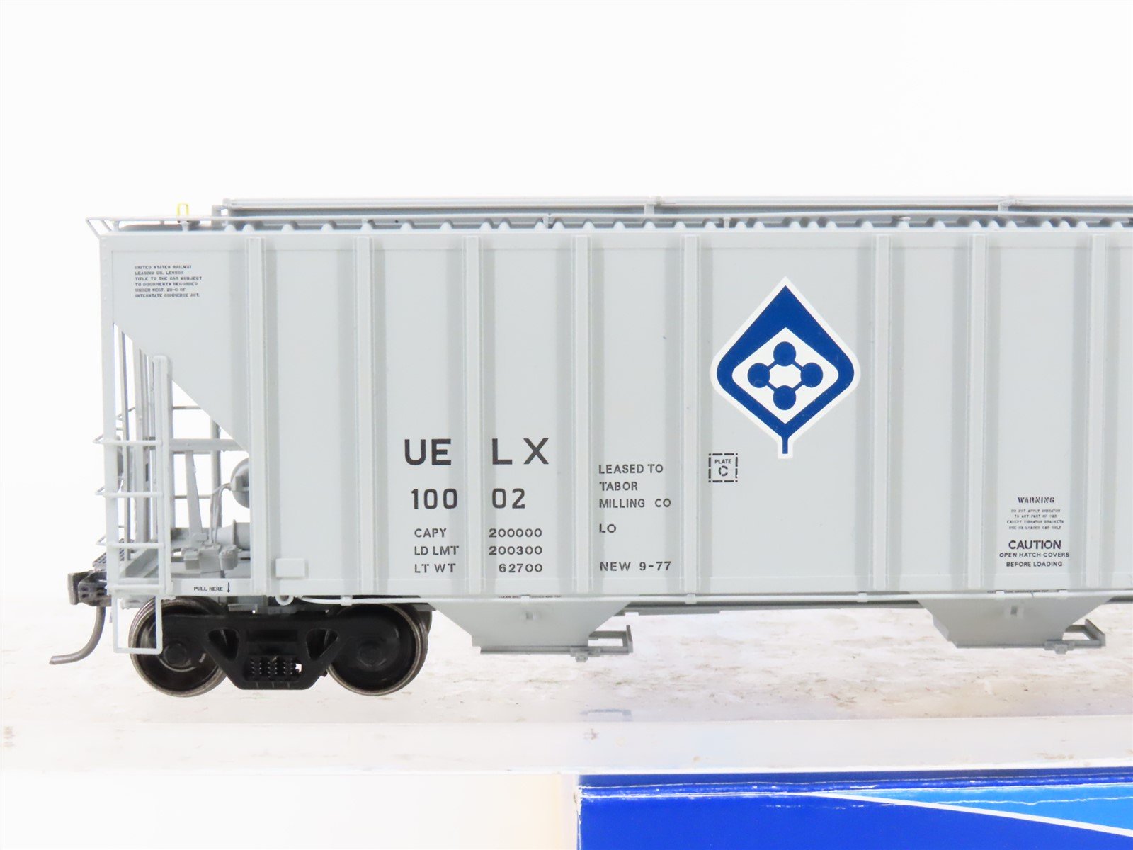 HO Scale ExactRail Evolution EE-1719-1 UELX ADM Milling Co 3-Bay Hopper #10002